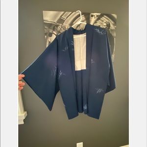 Vintage 100% silk, hand stitched Japanese kimono